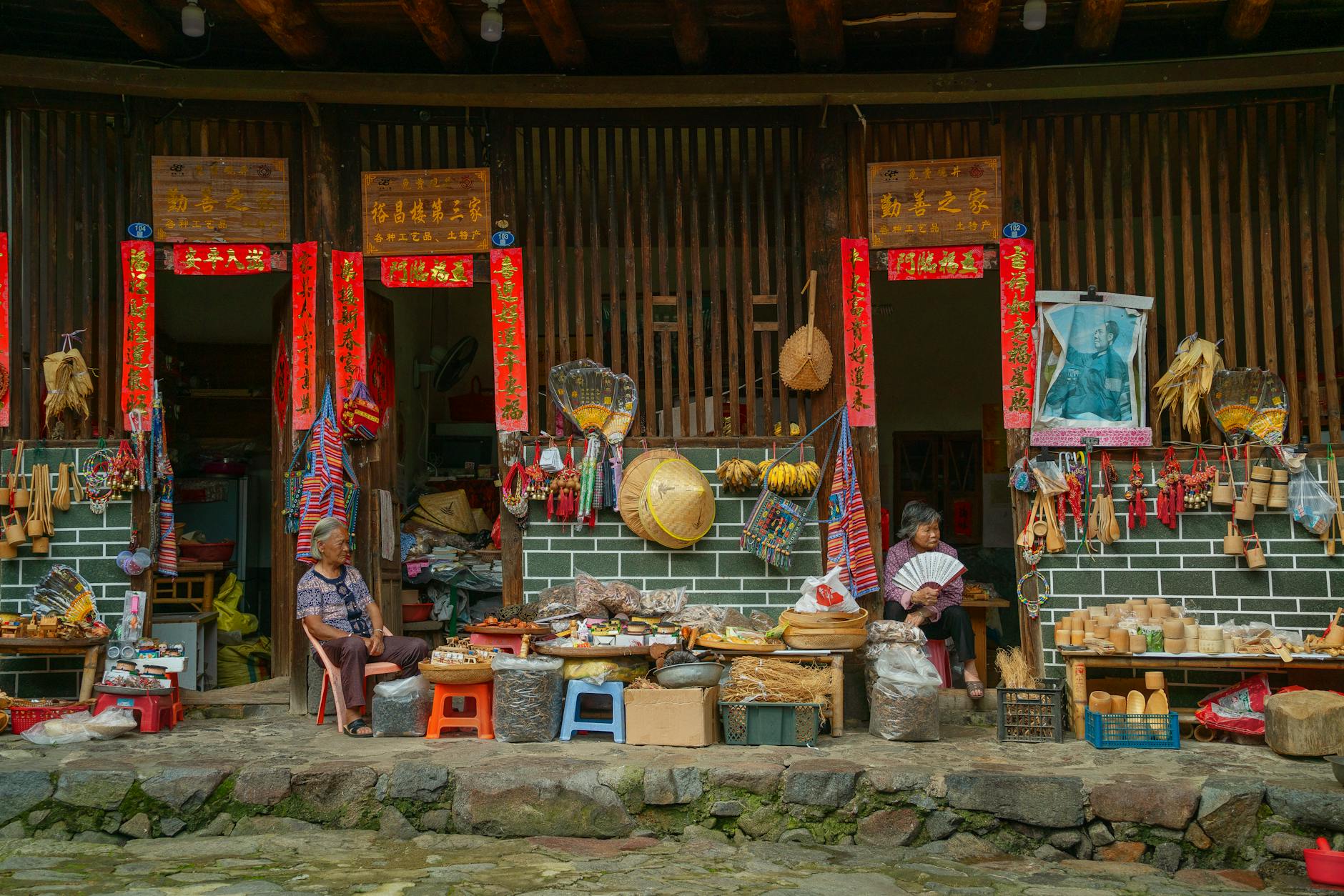 dragon boat racing china