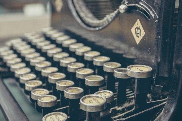 Chinese Lanterns: Complete Introduction to Chinese Traditions